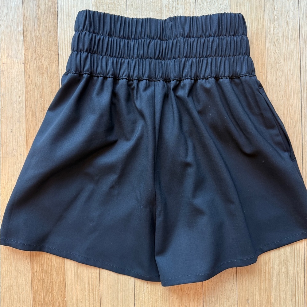 by Aylin Koenig Hight Waist Black Shorts with Elastic Waistband | Size: XS
